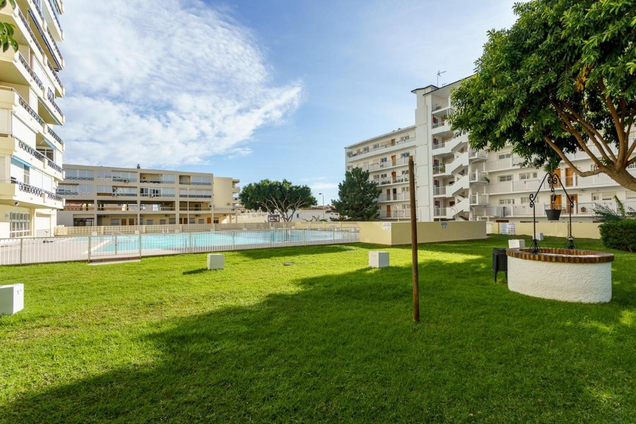Malagasuite Carihuela Seaviews Torremolinos Bagian luar foto