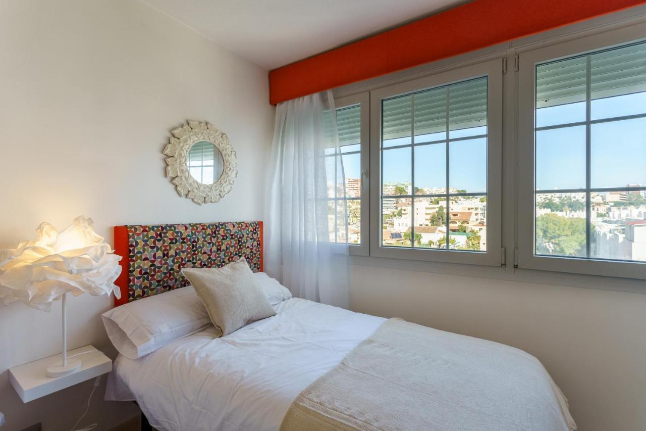 Malagasuite Carihuela Seaviews Torremolinos Bagian luar foto