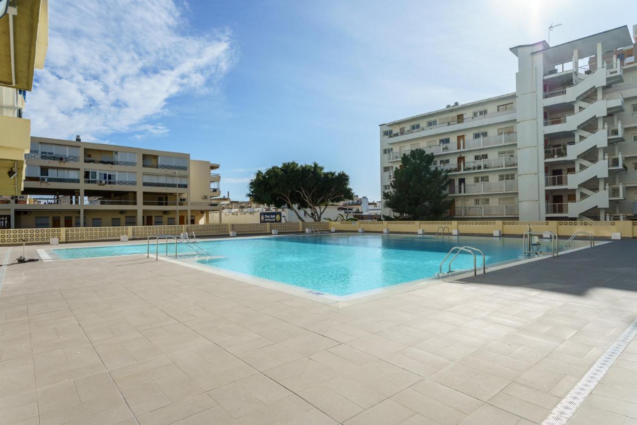 Malagasuite Carihuela Seaviews Torremolinos Bagian luar foto